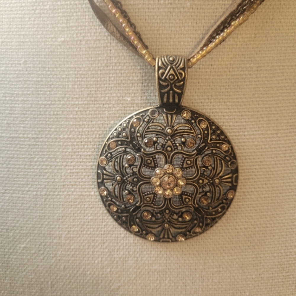 Lia Sophia necklace